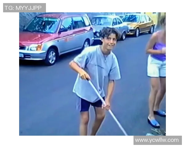 从平凡到传奇浅析现代足球球星的形象塑造与商业包装策略